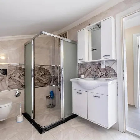 Jash Bedrooms Quarto em Acomodações Particulares *