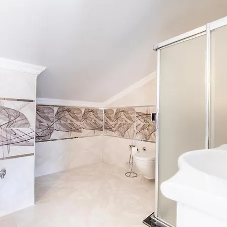Quarto em Acomodações Particulares Jash Bedrooms *
